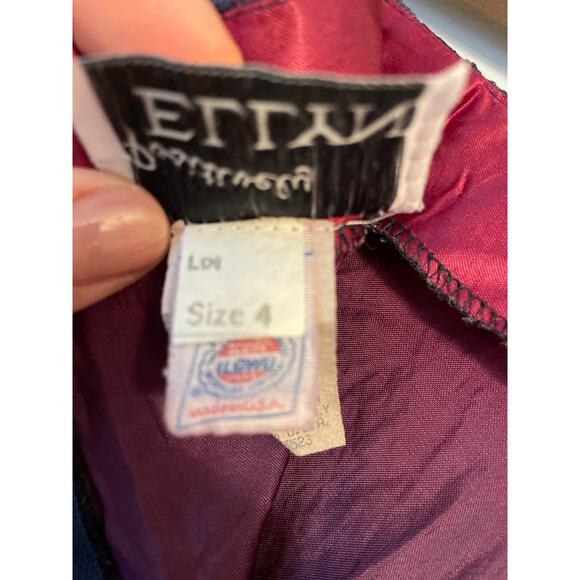 Vintage, Size 4, Navy Lace Pencil Skirt, Ombre Lining, Made in USA, Classic - Picture 5 of 7